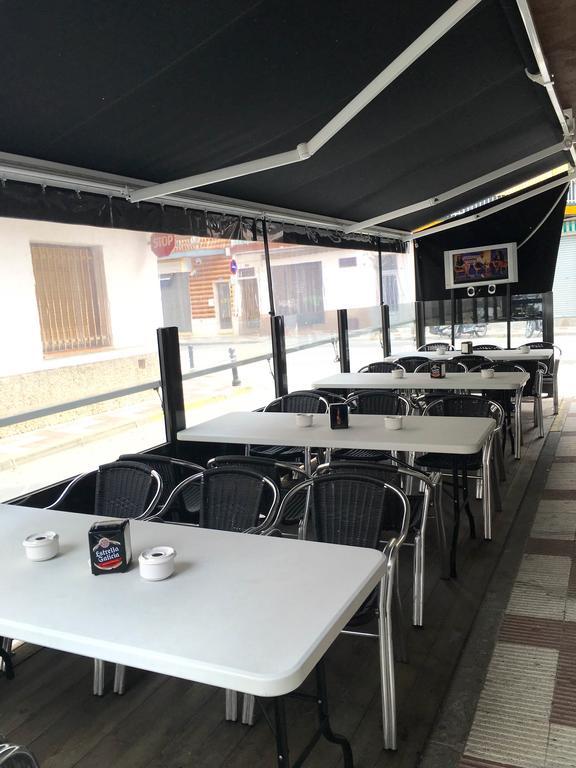 Hostal Los Manos บลาเนส ภายนอก รูปภาพ