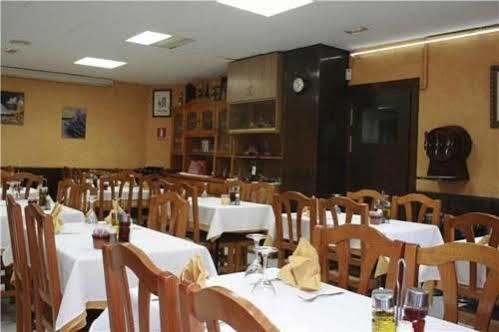 Hostal Los Manos บลาเนส ภายนอก รูปภาพ