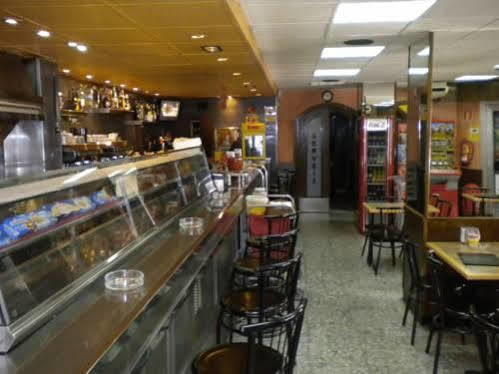 Hostal Los Manos บลาเนส ภายนอก รูปภาพ