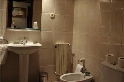 Hostal Los Manos บลาเนส ภายนอก รูปภาพ